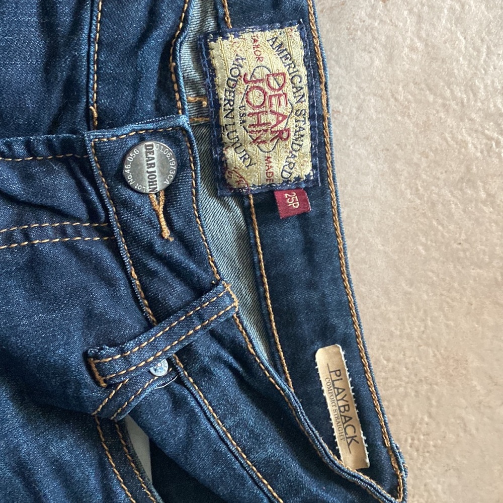 Womens capris - Picture 2 of 3